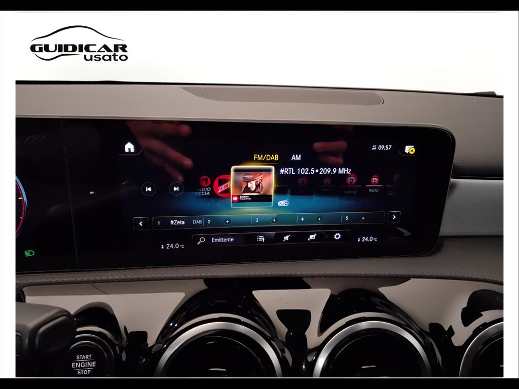 Mercedes-Benz Classe A - W177 2018 - A 180 d Premium auto