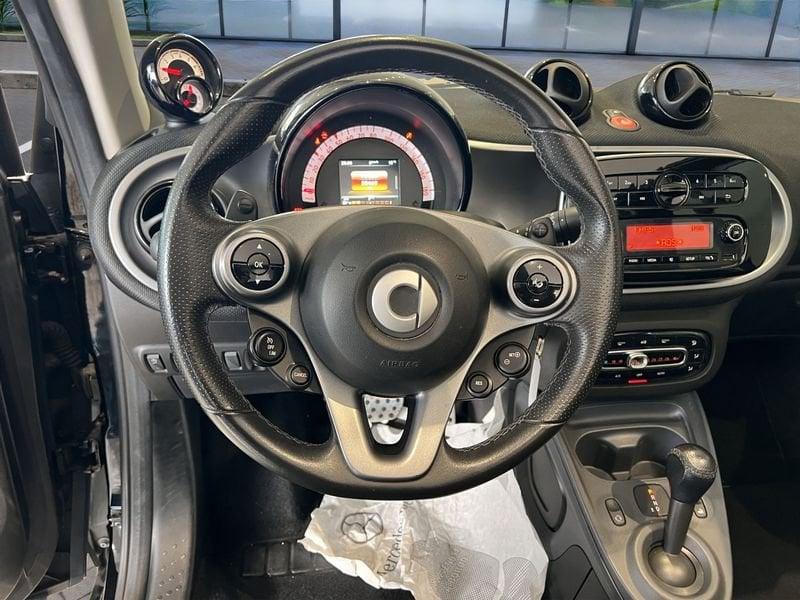 smart fortwo fortwo 90 0.9 T twinamic cabrio Passion