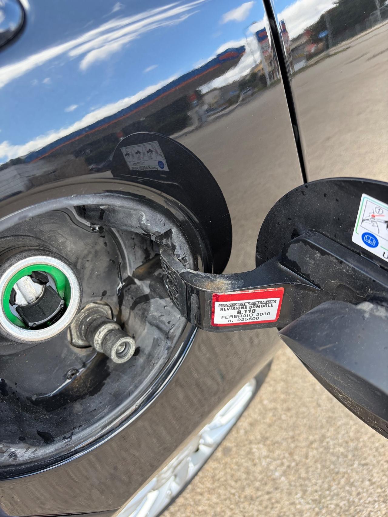 Lancia Ypsilon 0.9 TwinAir 85 CV 5 porte Metano Ecochic Gold