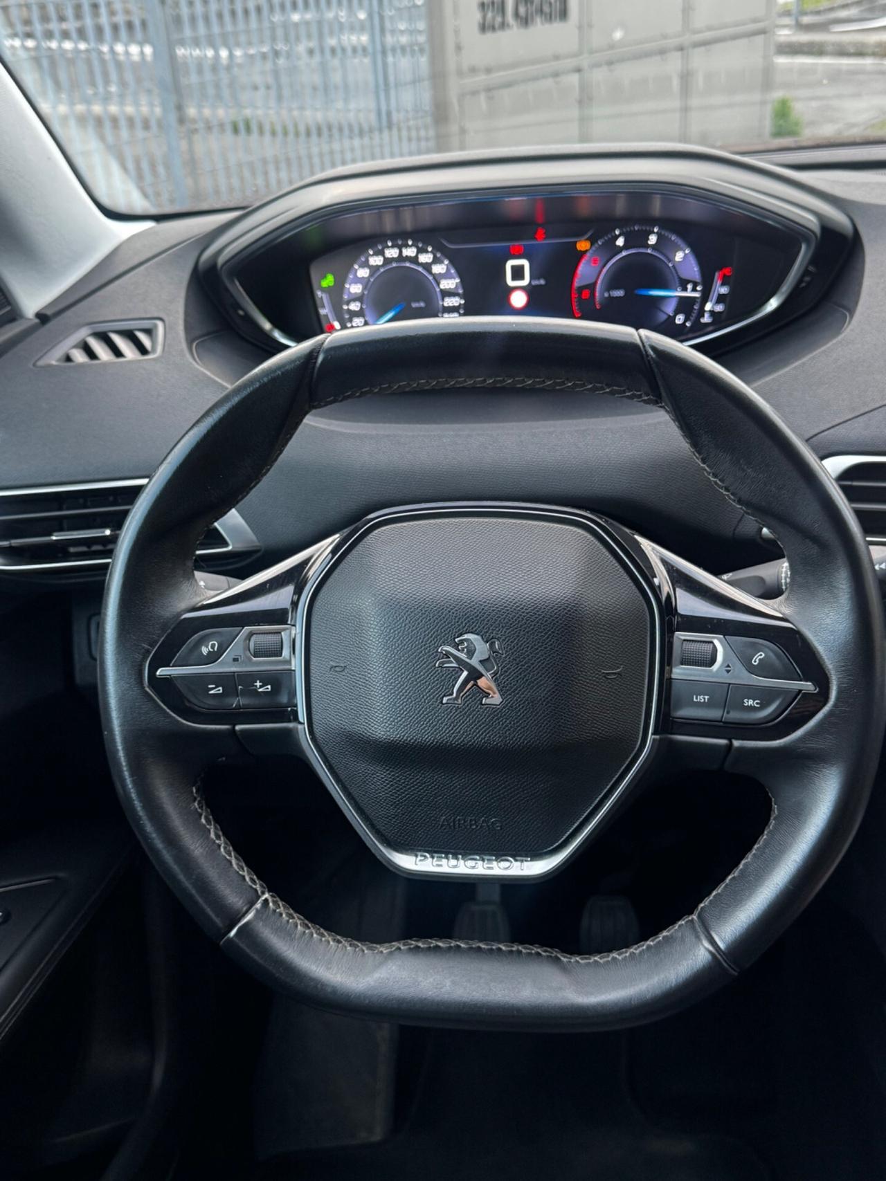 Peugeot 3008 BlueHDi 130 S&S Allure