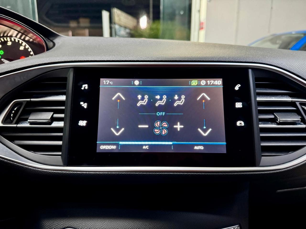 Peugeot 308 1.5 BlueHDi 130cv EAT8 Business 2021