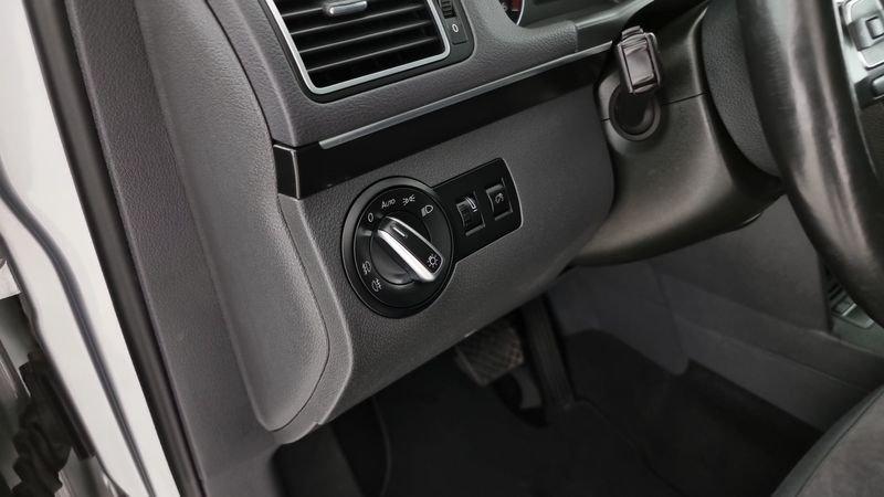 Volkswagen Touran 2.0 TDI 140 CV DSG Highline 7 Posti