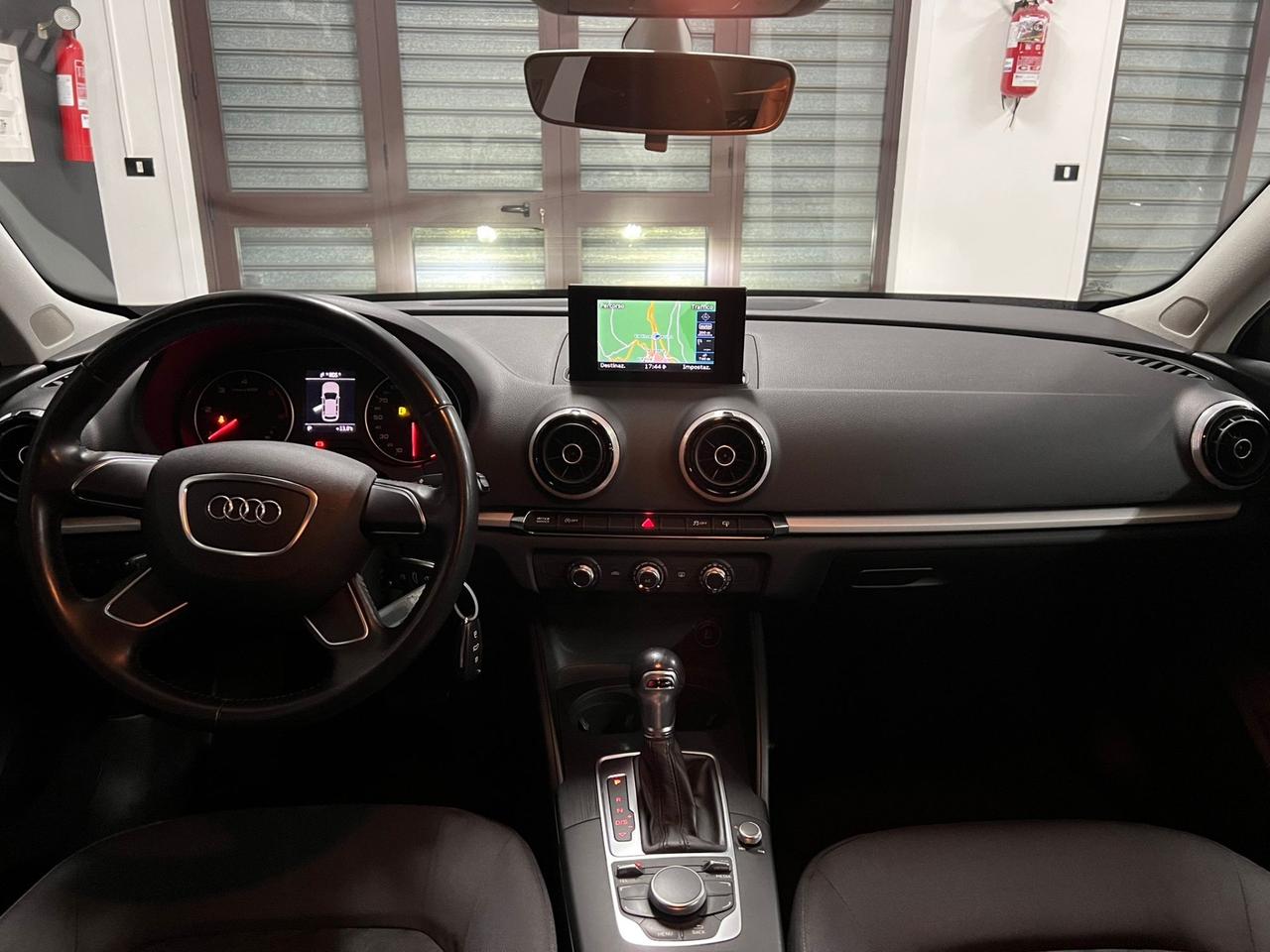 AUDI A3 SPB 2.0 TDI (150) Stronic Ambition 2015