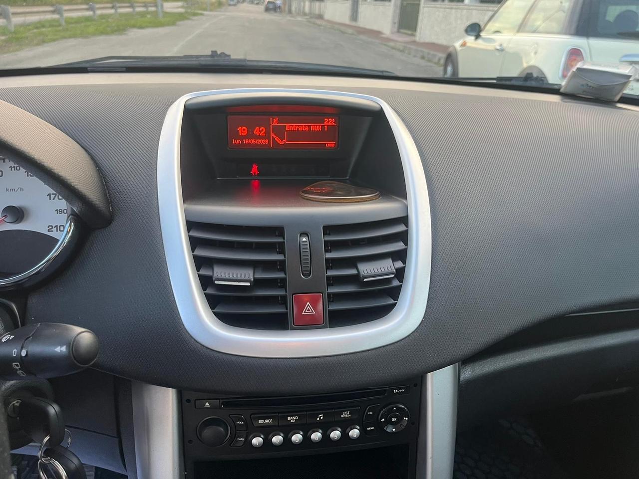 Peugeot 207 1.6 HDi SW XS Ciel Unipro 2010