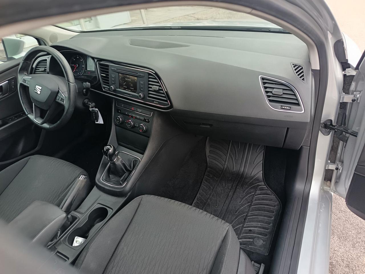 Seat Leon 1.6 TDI 2016 ok neo patente