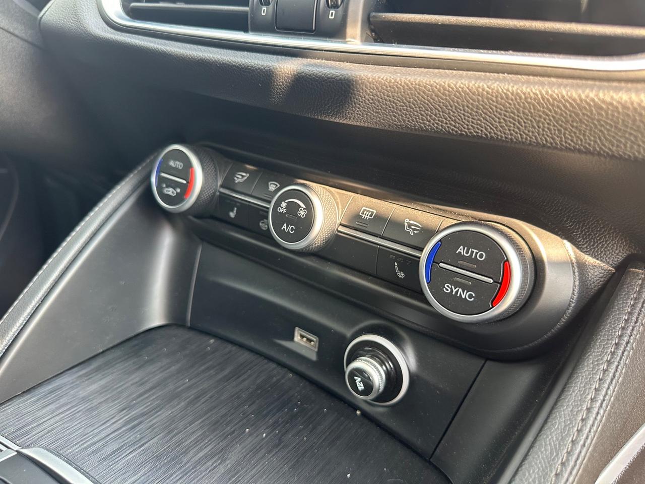 Alfa Romeo Stelvio 2.2 Turbodiesel 210 CV AT8 Q4 Executive