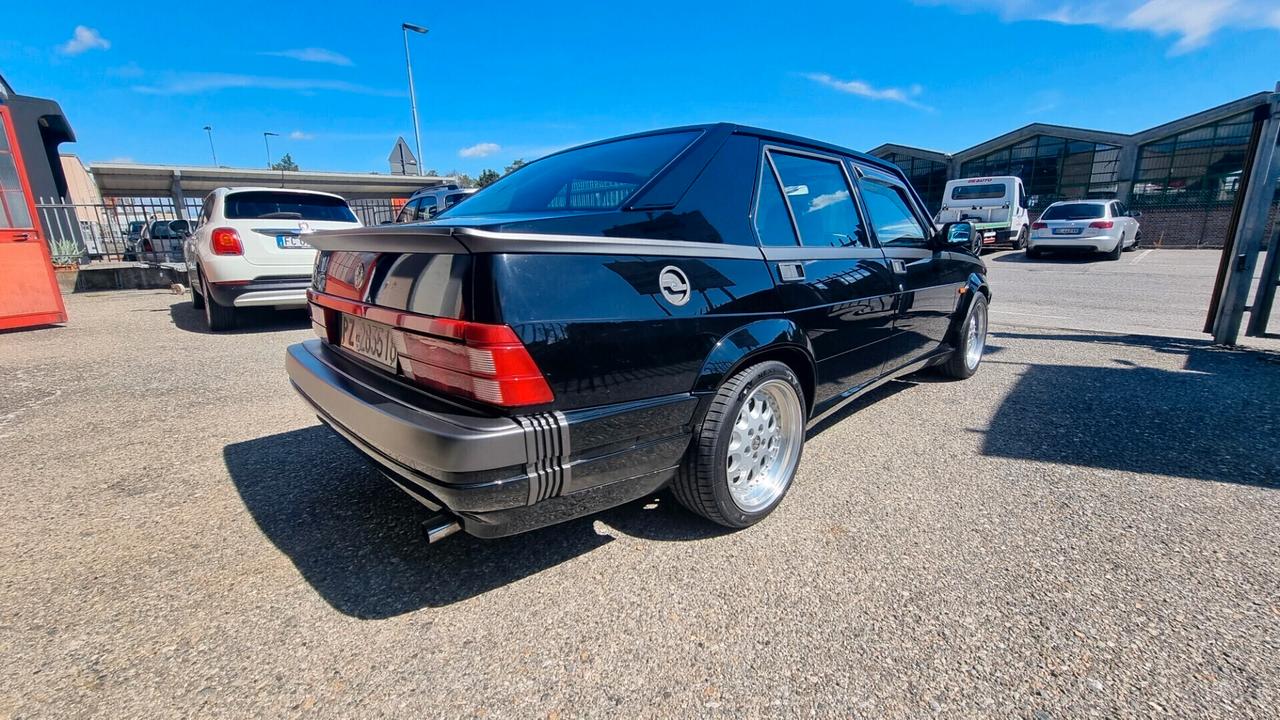 Alfa Romeo 75 1.8i turbo America