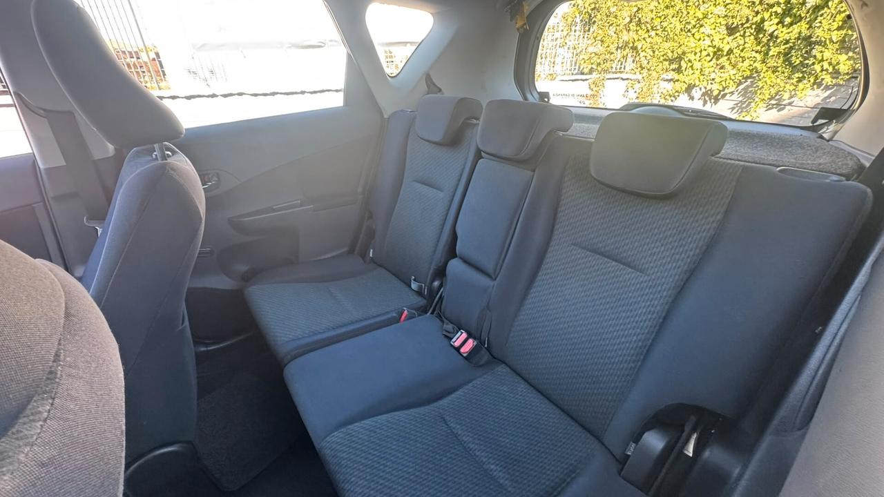 Toyota Verso-S 1.3 MT Active