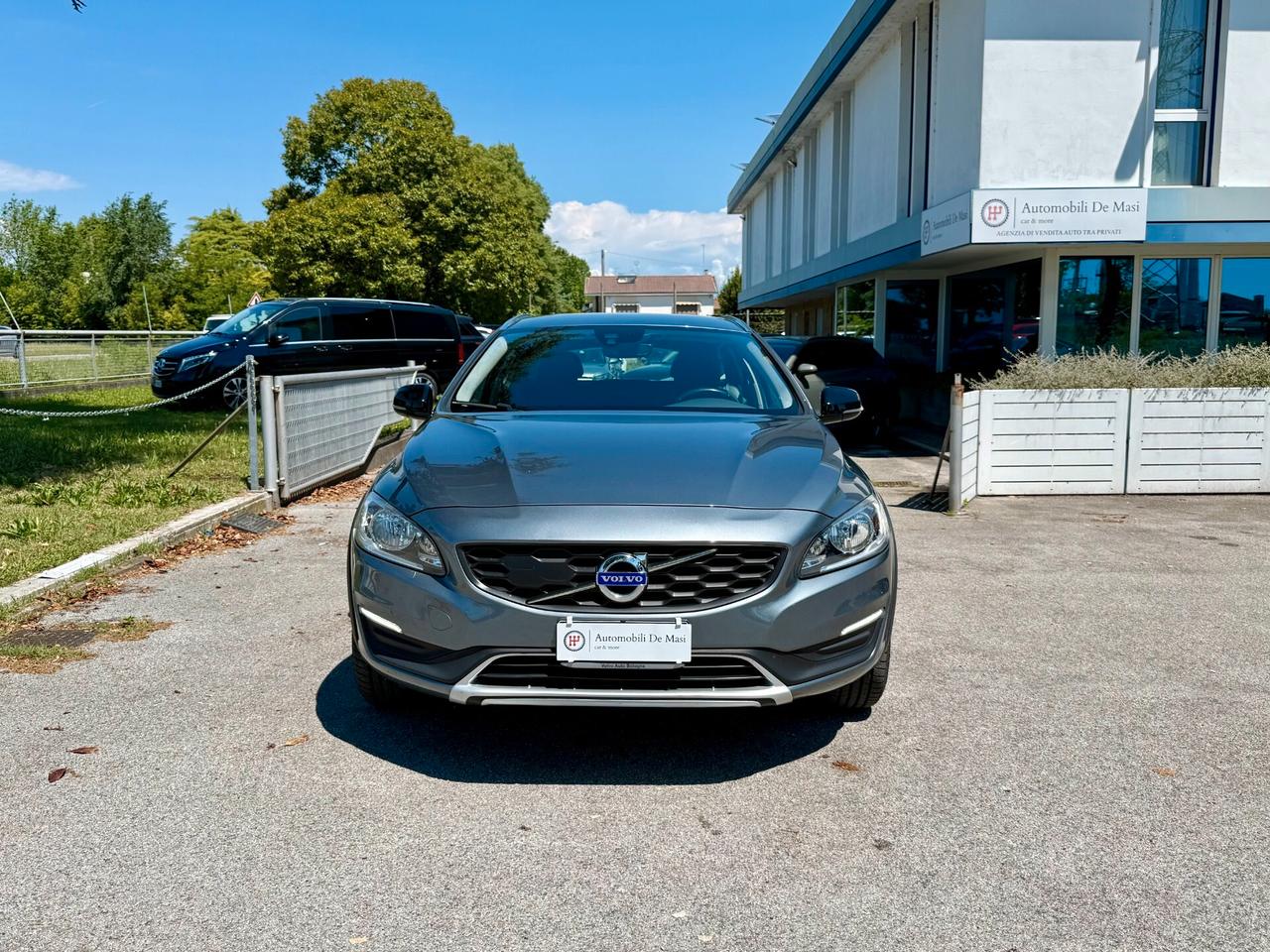 Volvo V60 Cross Country 2.0 d3 Business Plus geartronic 150cv TAGLIANDI VOLVO