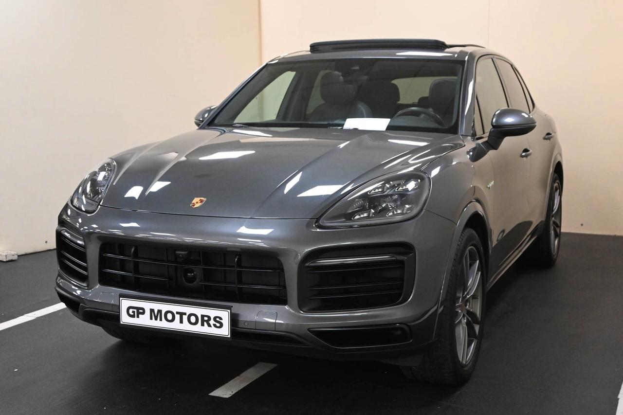 PORSCHE Cayenne 3ªs.'17--> Cayenne 3.0 V6 E-Hy...