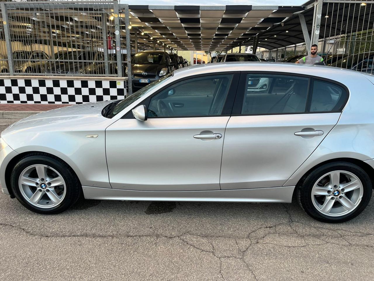 Bmw 116 116i cat 5 porte Futura