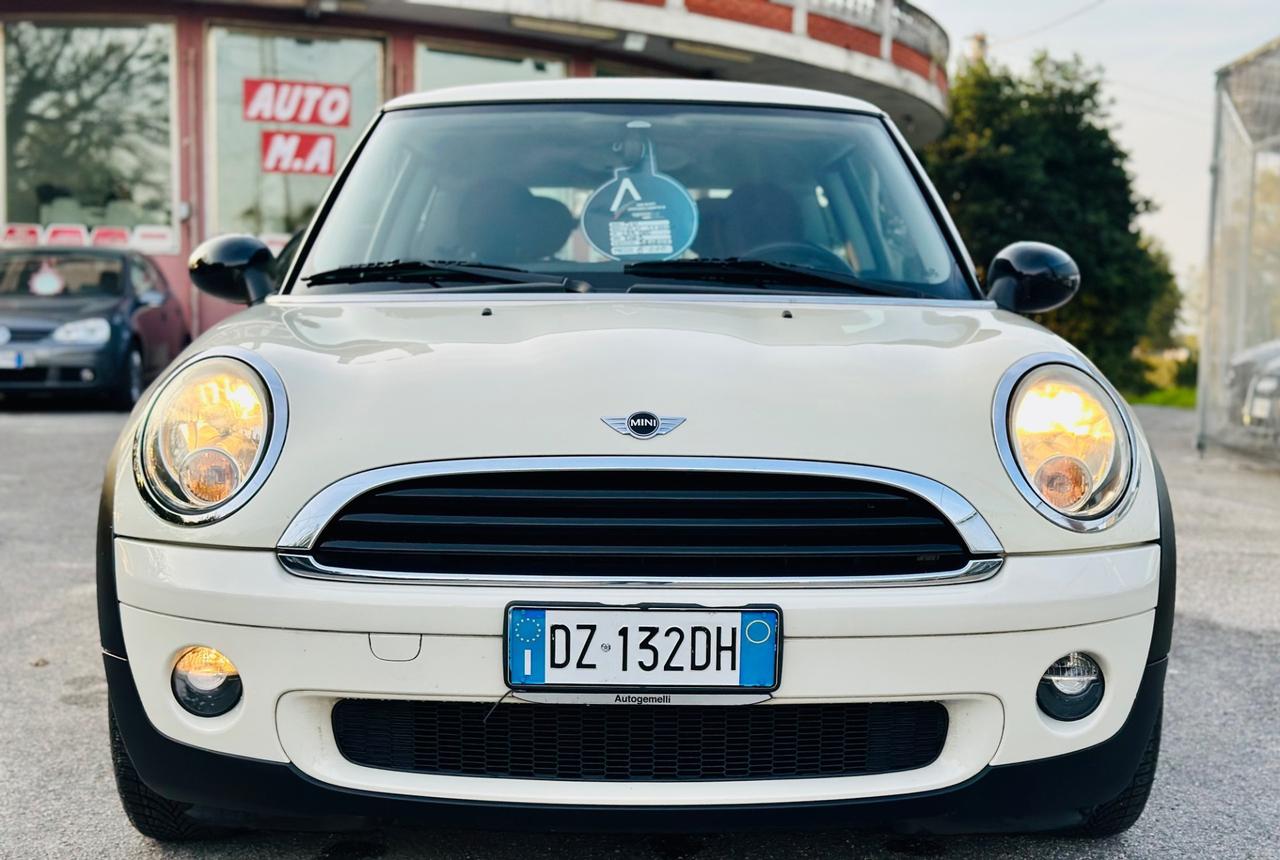 Mini 2009 1.4 16V One benzina km 100,000 ok neopatentati ! ! !