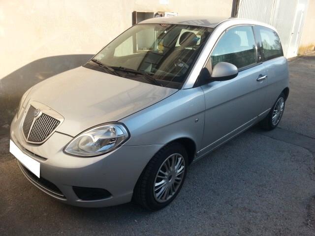 Lancia Ypsilon 1.2 69CV 8V Oro