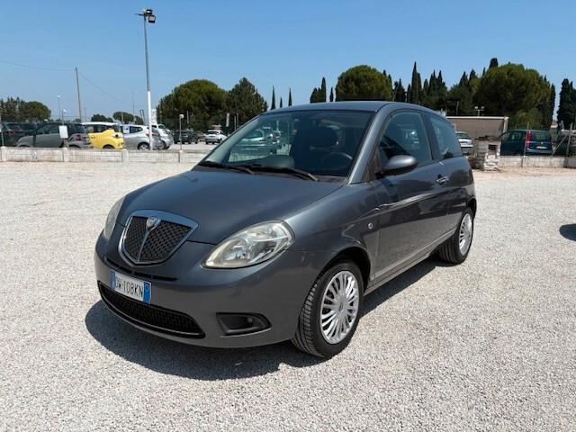 Lancia Ypsilon 1.2 Versus GPL DA 87€/MESE NO ANTICIPO