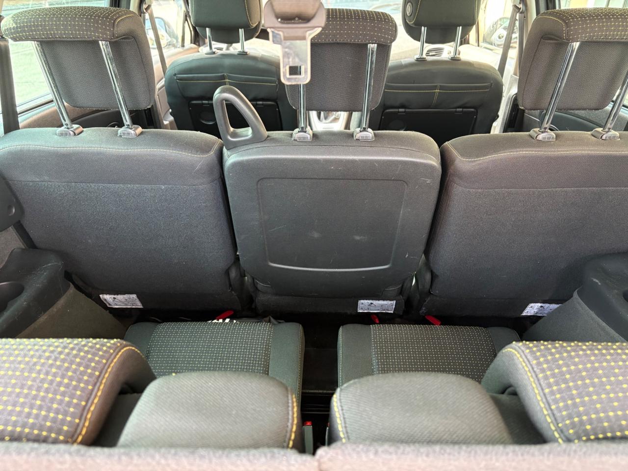 Renault Grand Scénic 1.5 dCi/105CV 7 POSTI