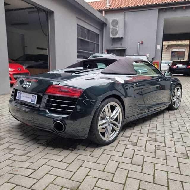 Audi R8 SPYDER 5.2 FSI quattro S tronic