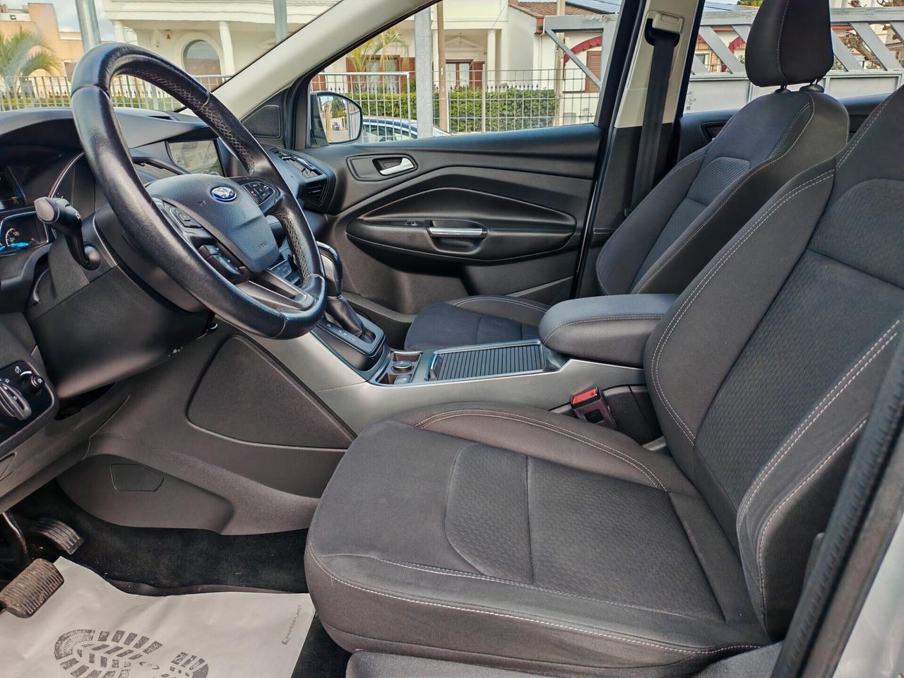 Ford kuga 2.0tdci titanium navig led cruise 2018