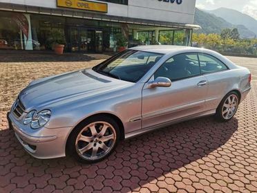 Mercedes-Benz CLK 320 CLK Coupe 320 cdi V6 Avantgarde