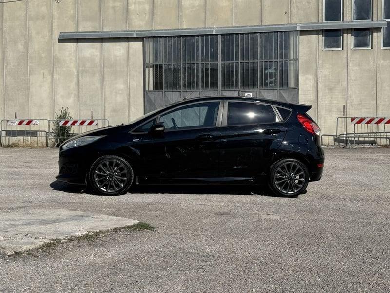 Ford Fiesta 1.5 TDCi 75CV ST-Line