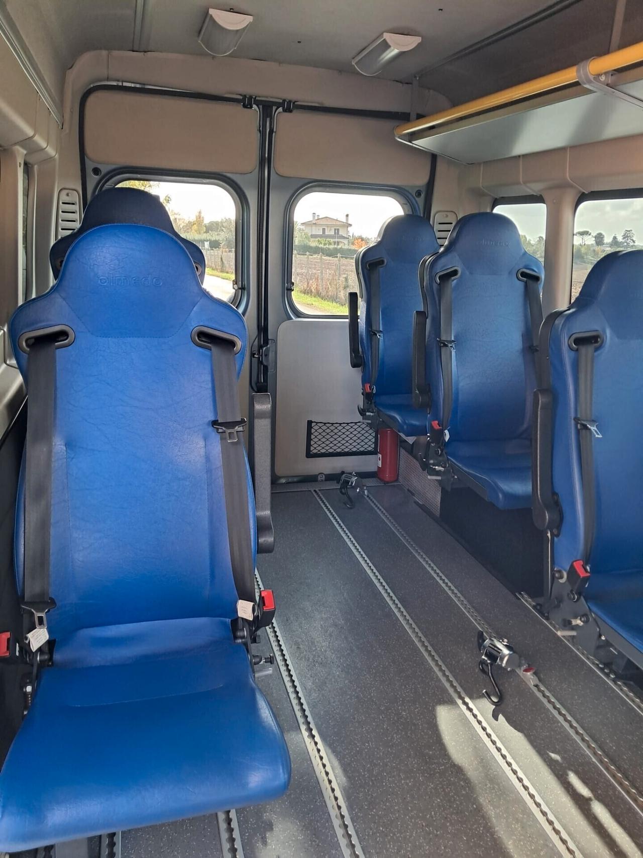 Fiat Ducato Maxi 9 POSTI TRASPORTO DISABILI 5 CARROZZINE PEDANA ELETTROIDRAULICA