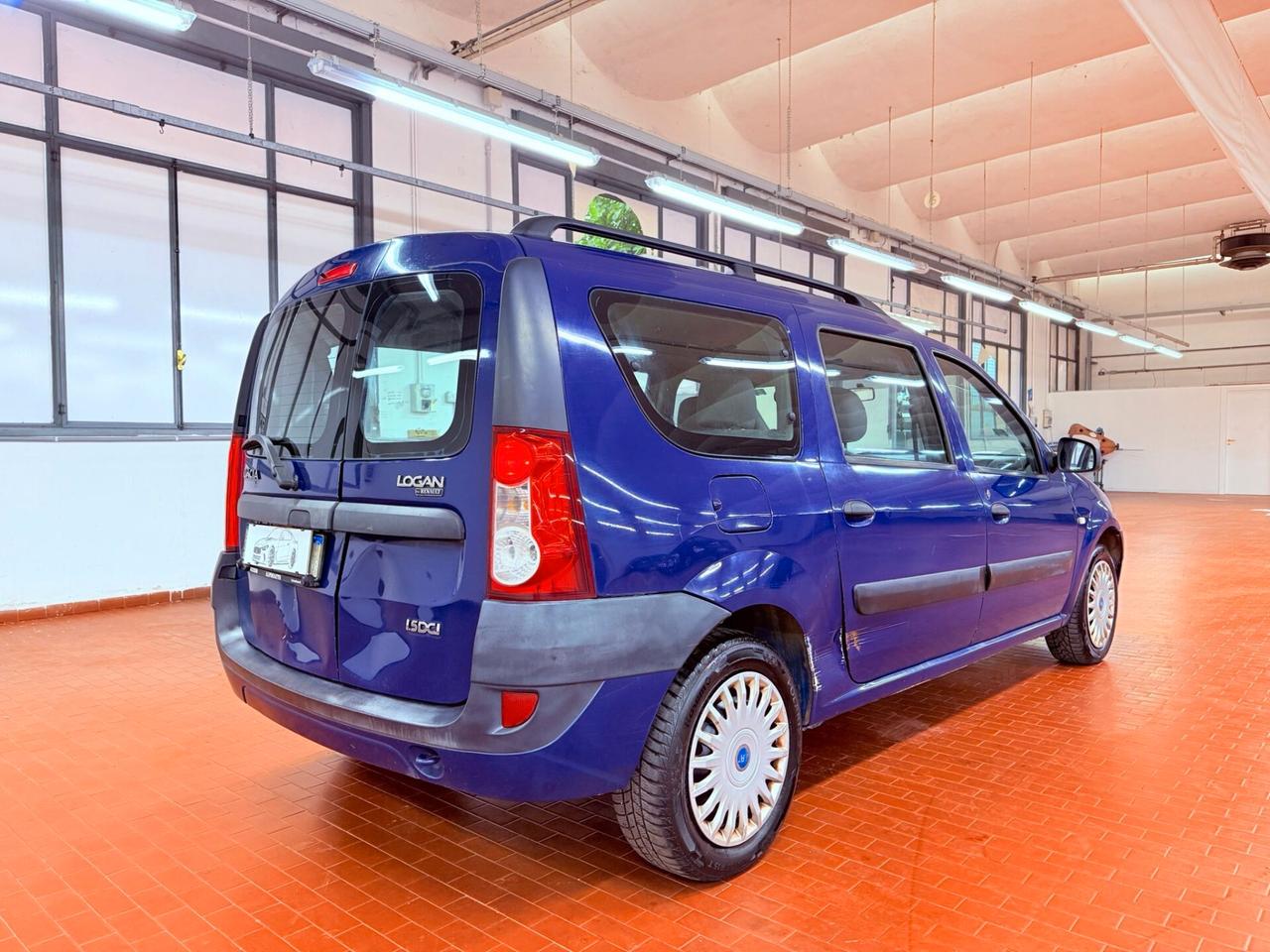 Dacia Logan 1.5 dCi 70CV 7 posti ok Neopatentati