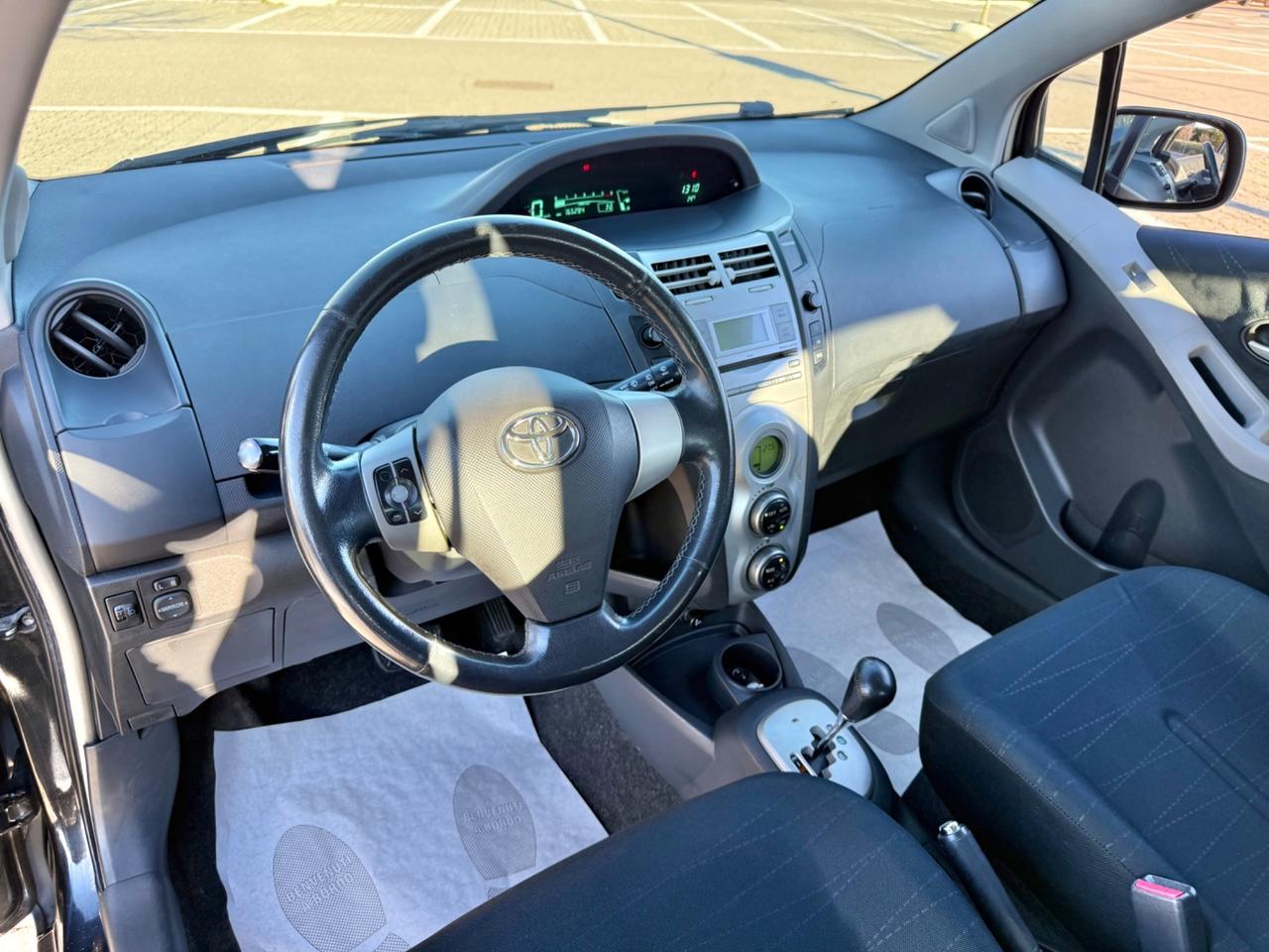 Toyota Yaris 1.4 D-4D 3P Sol*Automatik*Cerchi