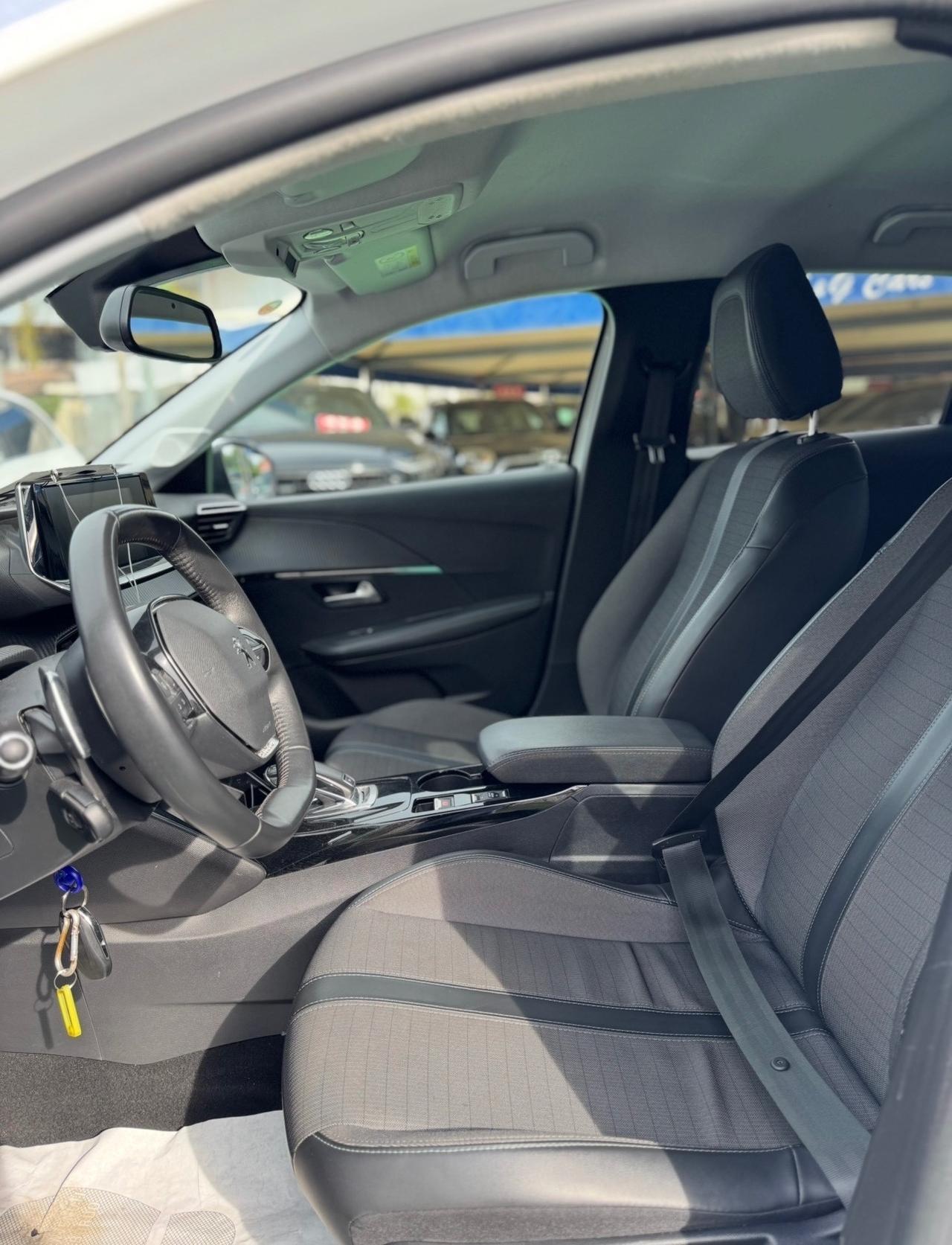 Peugeot 208 PureTech 100 Stop&Start EAT8 5 porte Allure Pack