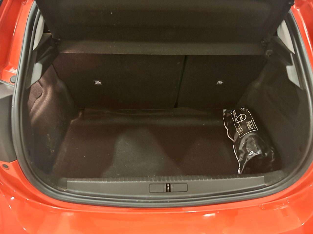 Opel Corsa 1.5 D 100 CV Blitz Edition