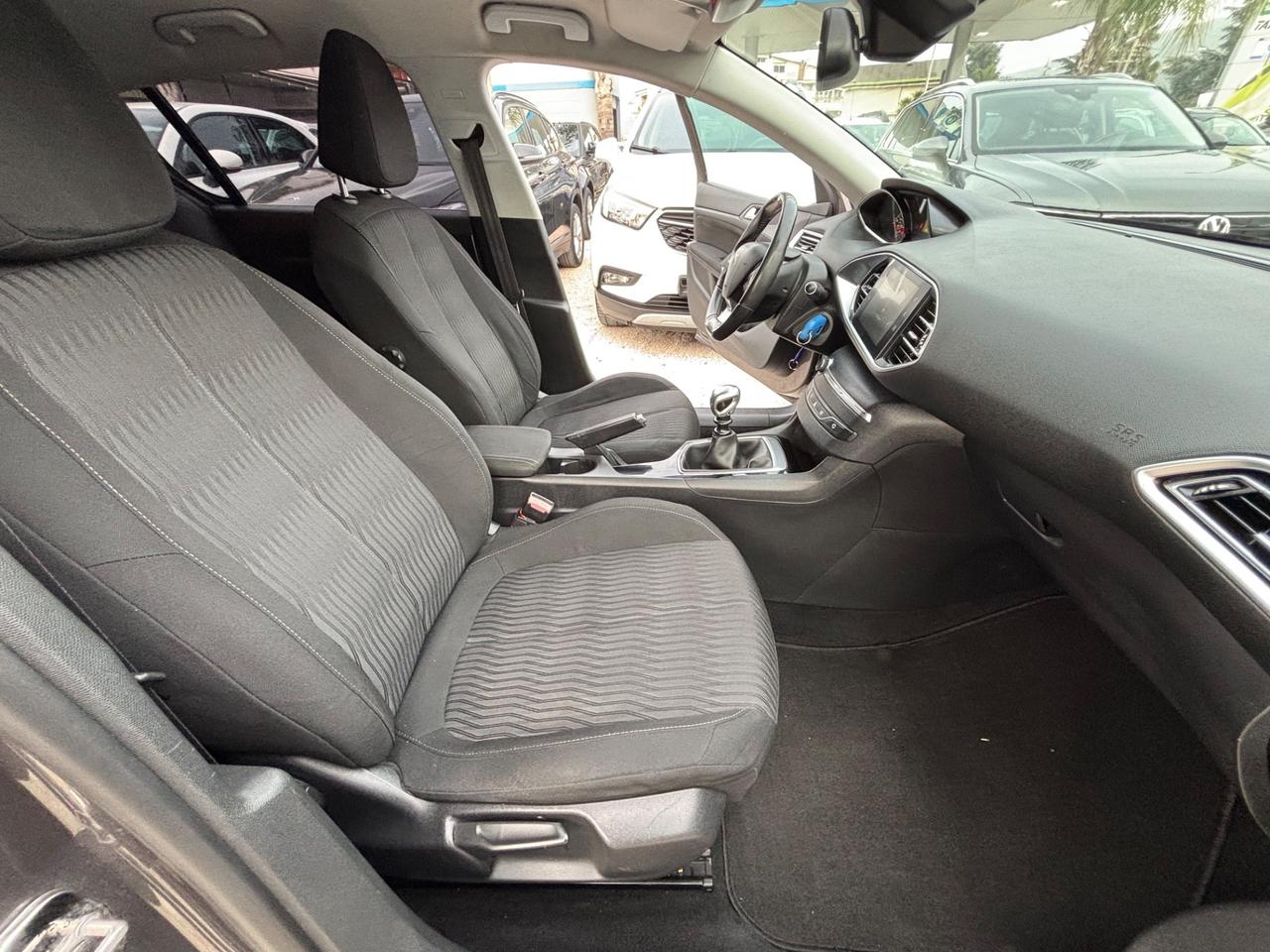 PEUGEOT 308 1.6HDI 115CV FULL OPT