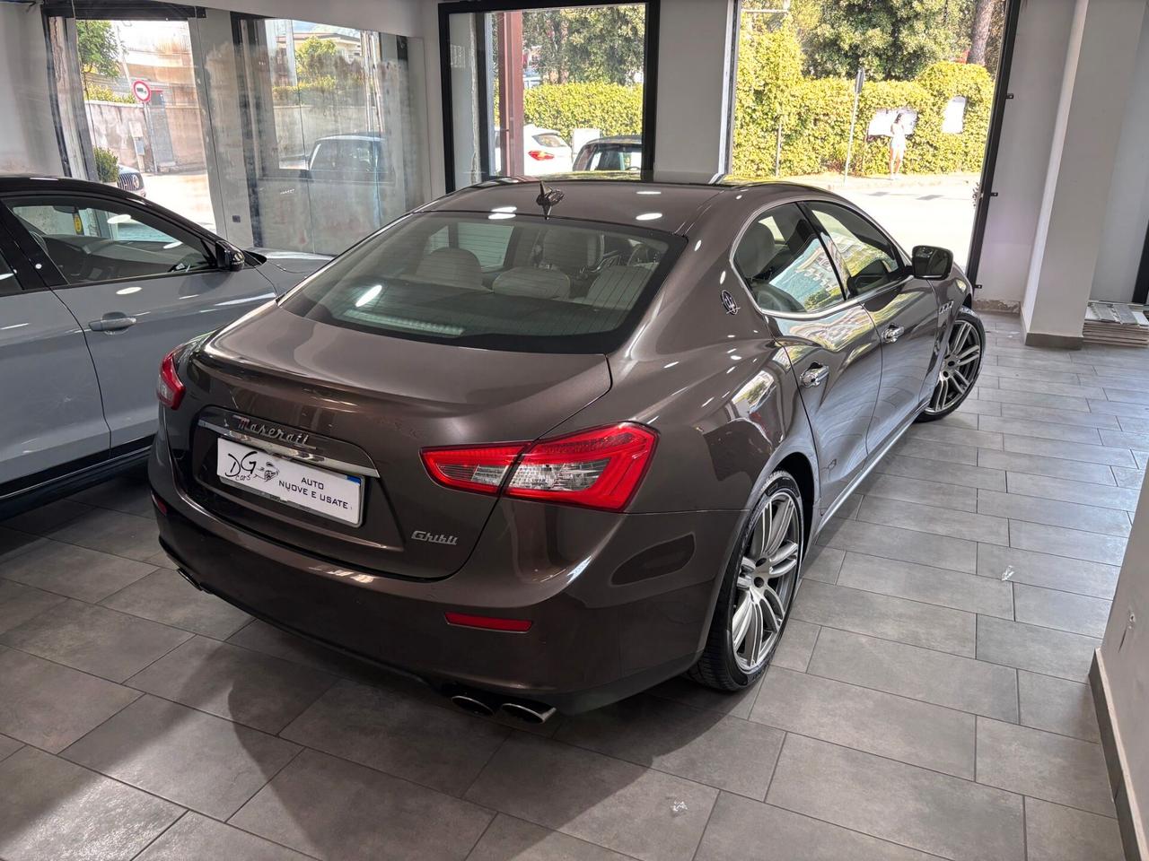 MASERATI GHIBLI V6 DIESEL 275CV