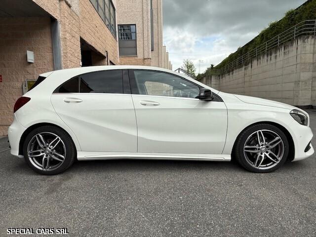 Mercedes-Benz A 180d Automatic Premium AMG "Motore nuovo"