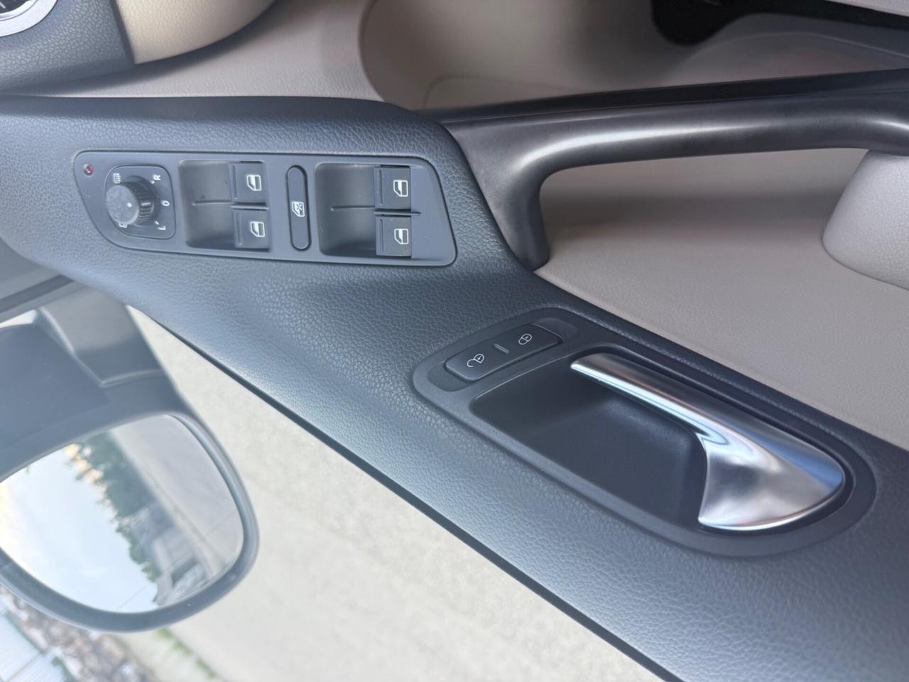 Volkswagen Tiguan 2.0 TDI DPF 4MOTION tiptronic Sport & Style