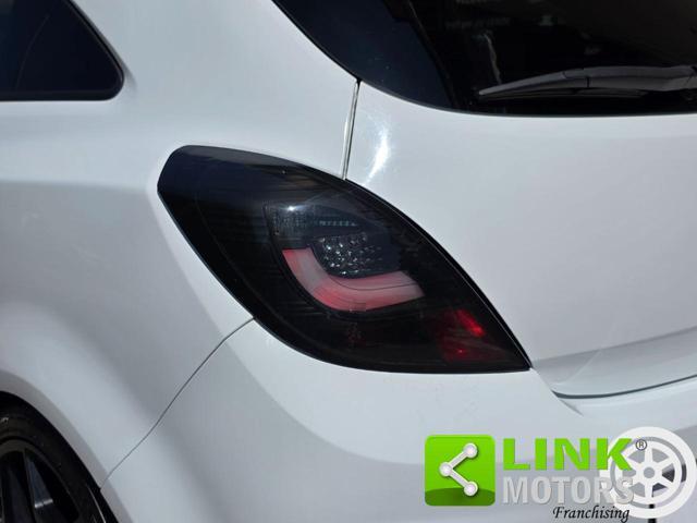 OPEL Corsa 1.6i 16V OPC 192 CV