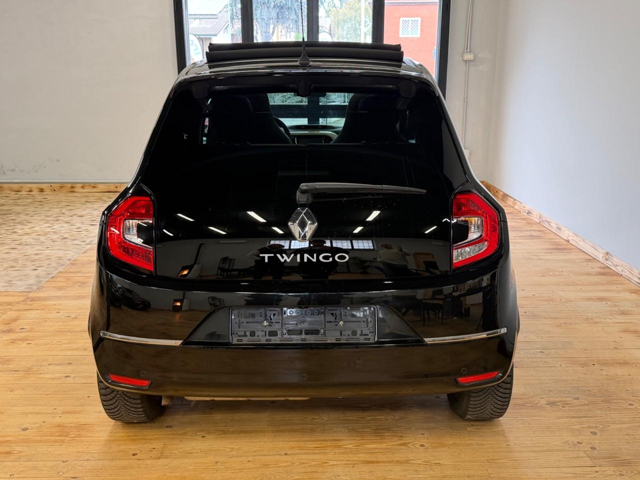 Renault Twingo INTENS FALTDACH LED NAVI PELLE