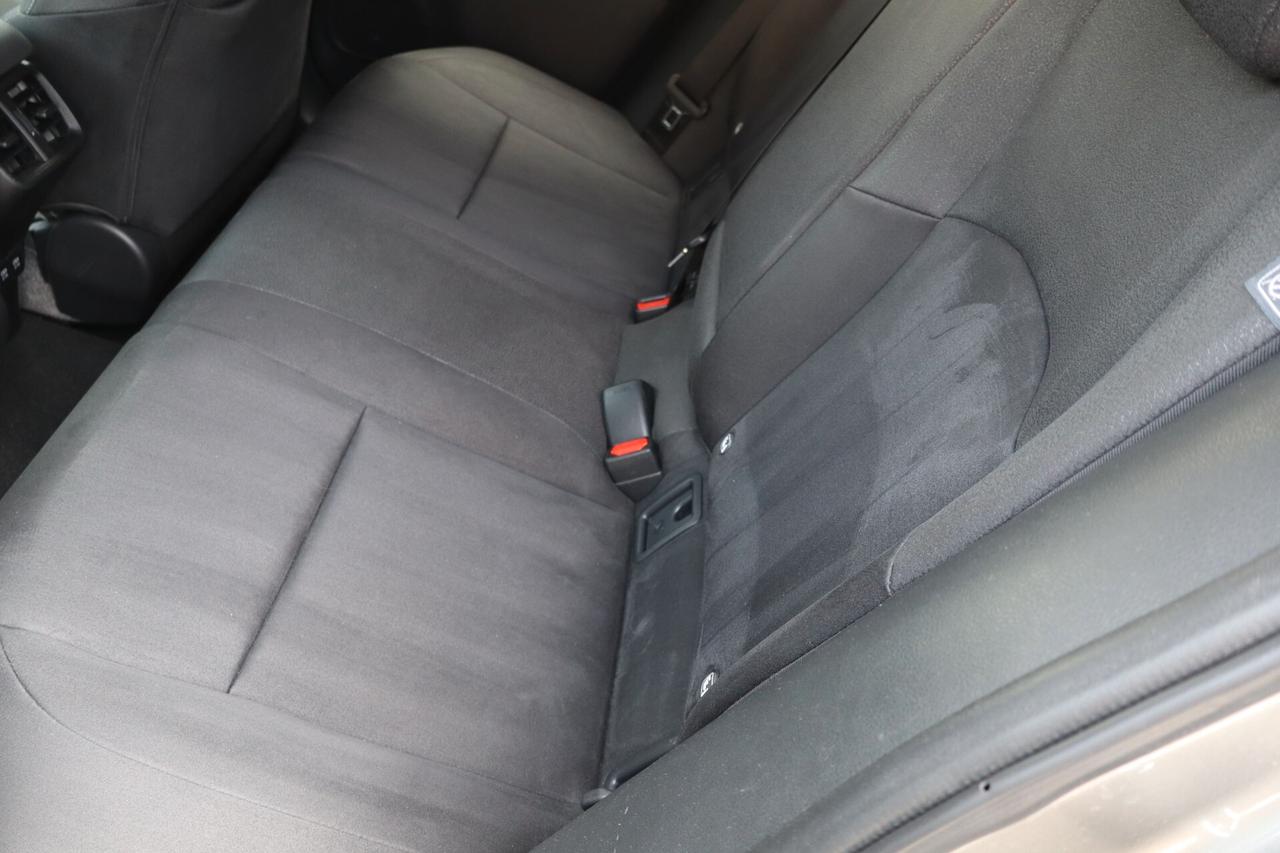 Lexus UX Hybrid Premium