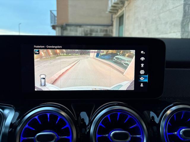 MERCEDES-BENZ GLB 200 d Automatic 4Matic Sport Plus TETTO APR/PAN