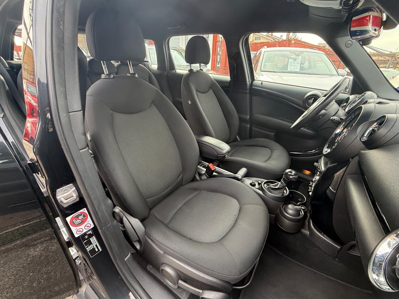 Mini 2.0 Cooper D -Automatica-unipro -E6