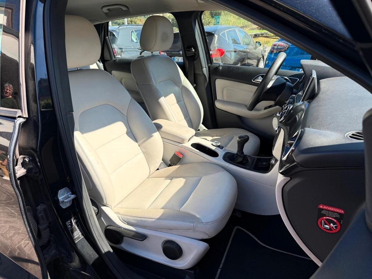 MERCEDES-BENZ B 180 CDI BlueEFFICIENCY Executive