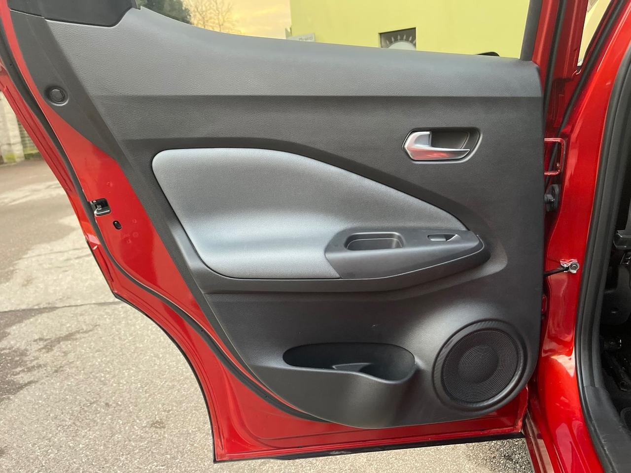 Nissan Juke N-Connecta 1.0 DIG-T 114 #7940