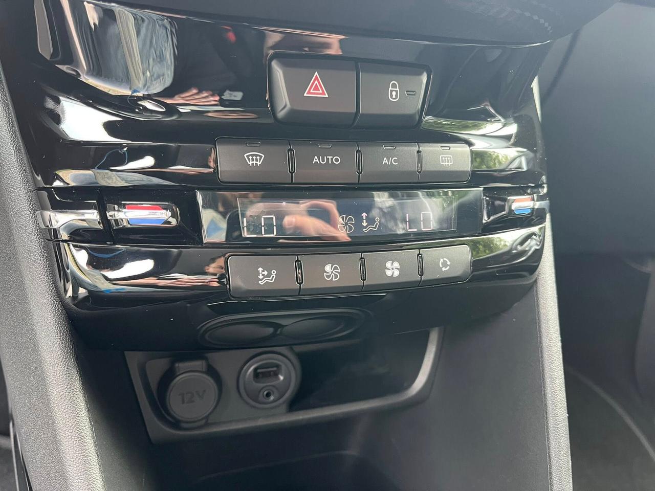 Peugeot 2008 1.6 BlueHDi 100CV Allure
