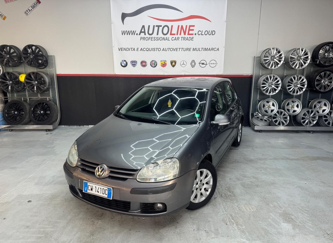 VW Golf 5 1.6 Benzina Metano 5P ADATTA NEOPATENTATI