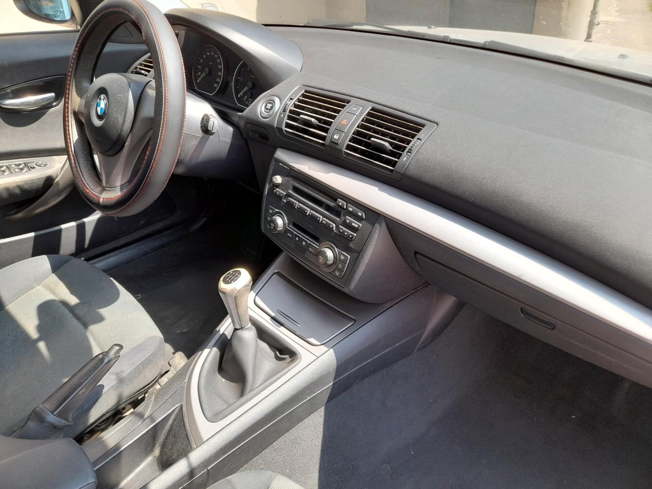 Bmw 118 118d cat 5 porte Futura