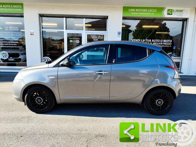 LANCIA Ypsilon 1.2 69 CV 5 porte Platinum