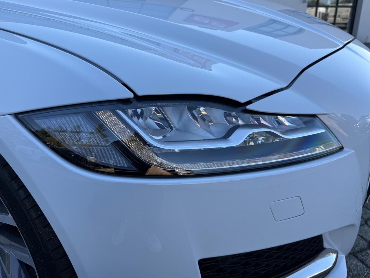 Jaguar XF 3.0 D V6 300 CV aut. R-Sport