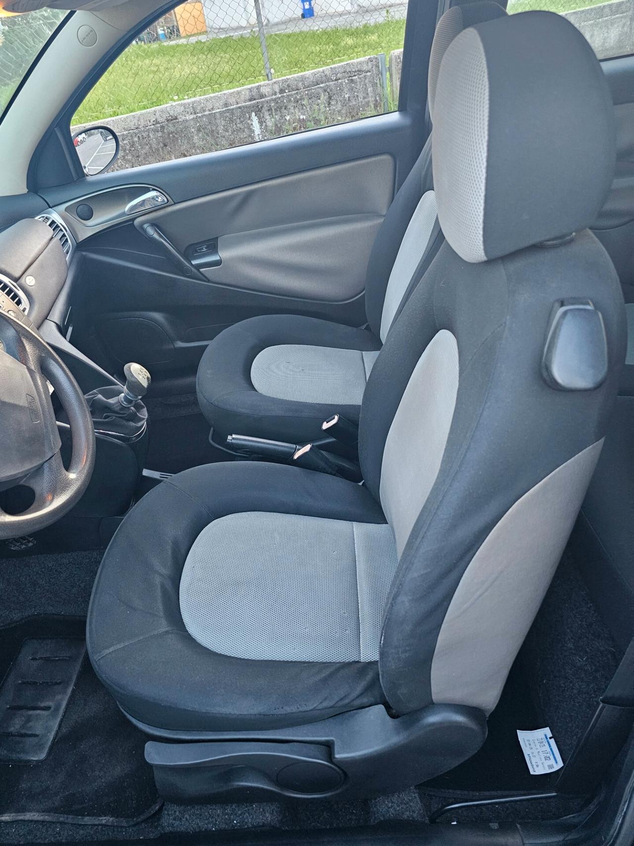 Lancia Ypsilon 1.2 Argento