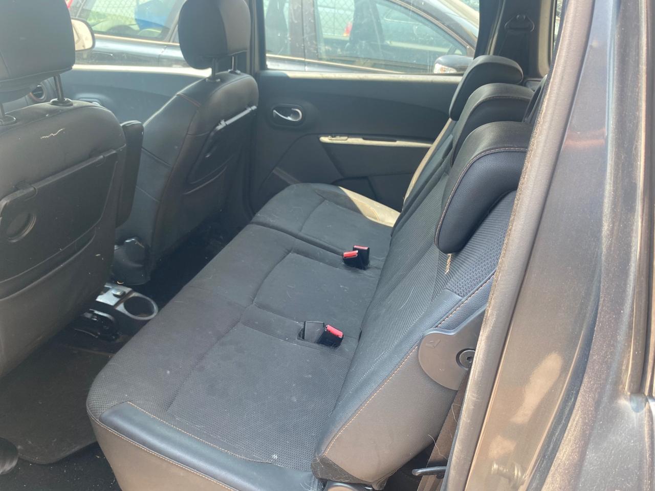 Dacia Lodgy 7 POSTI 1.6 B/GPL
