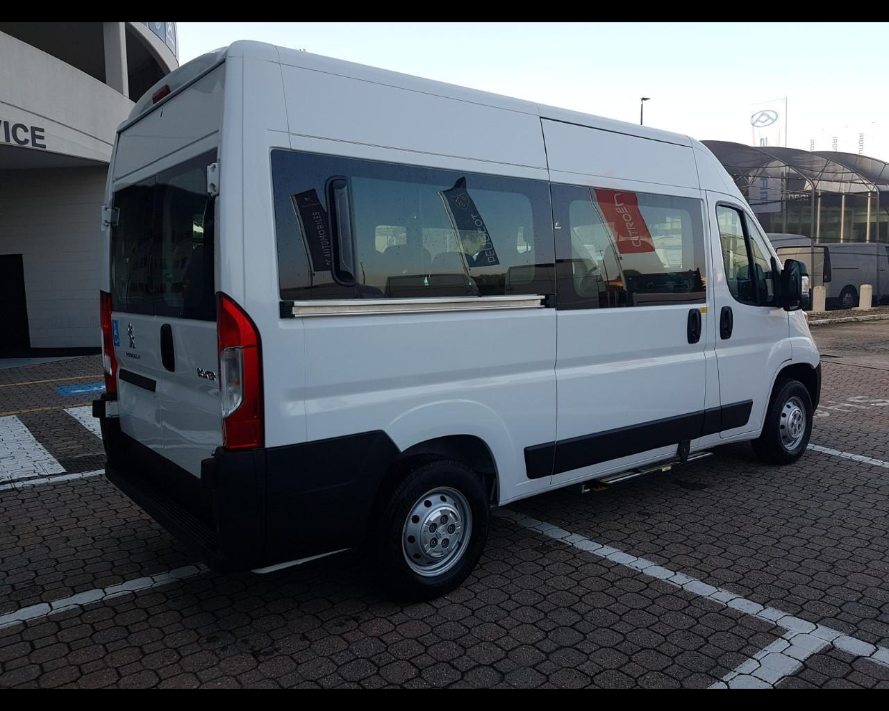 PEUGEOT Peugeot Boxer Trasporto Disabili L2H2 BlueHdi 140 S&S + Pedana