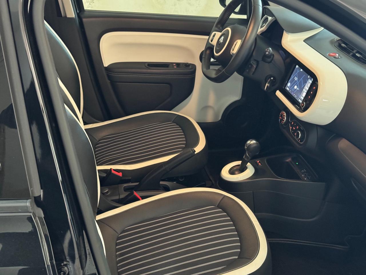 Renault Twingo Electric Urban Night