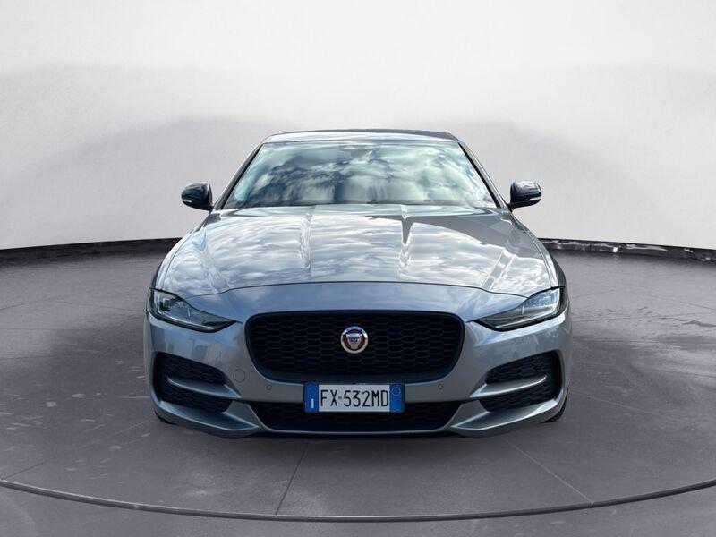 Jaguar XE XE 2.0 180cv