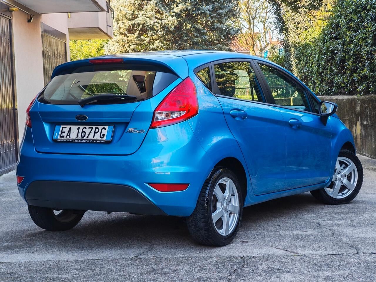 Ford Fiesta 1.4 GPL 97cv 129.000km / Neopatentati